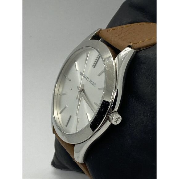 Michael Kors Runway MK-3178 Women's Brown Leather Analog Silver Dial Watch EY103 - Picture 4 of 12
